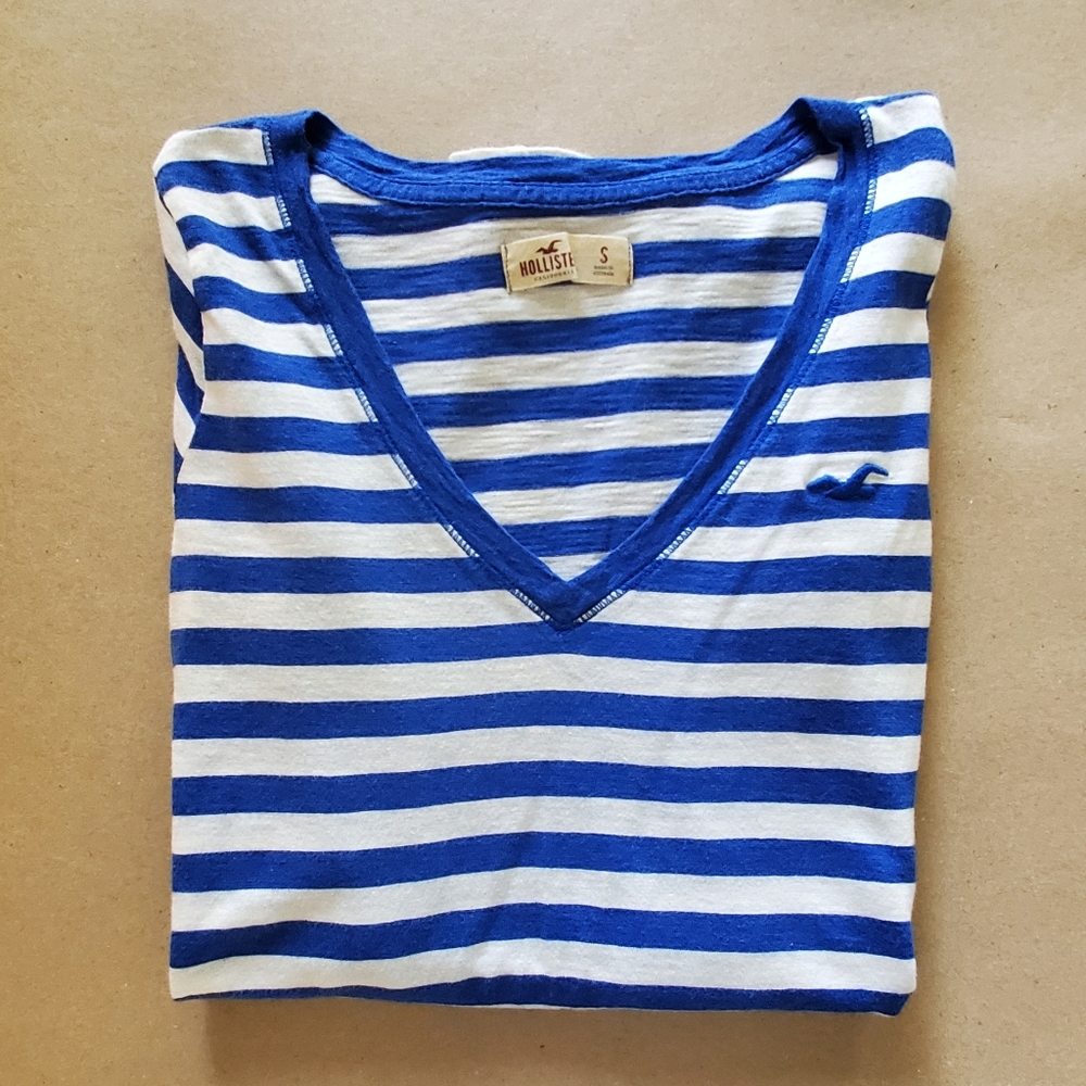 Long Sleeve Hollister Tee - Picture 1 of 6